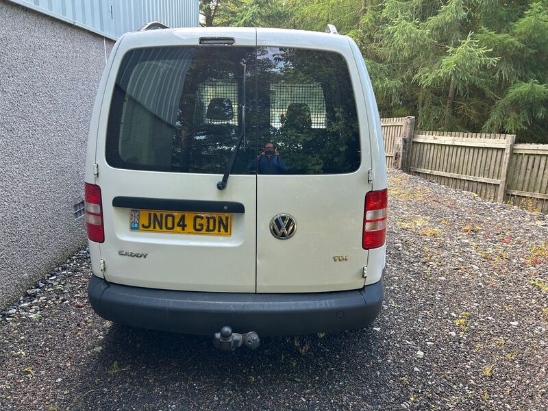 VOLKSWAGEN CADDY